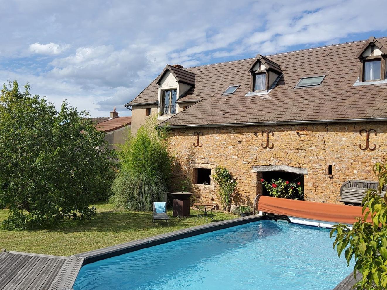 La Parenthese A Etrigny Bed & Breakfast Eksteriør bilde