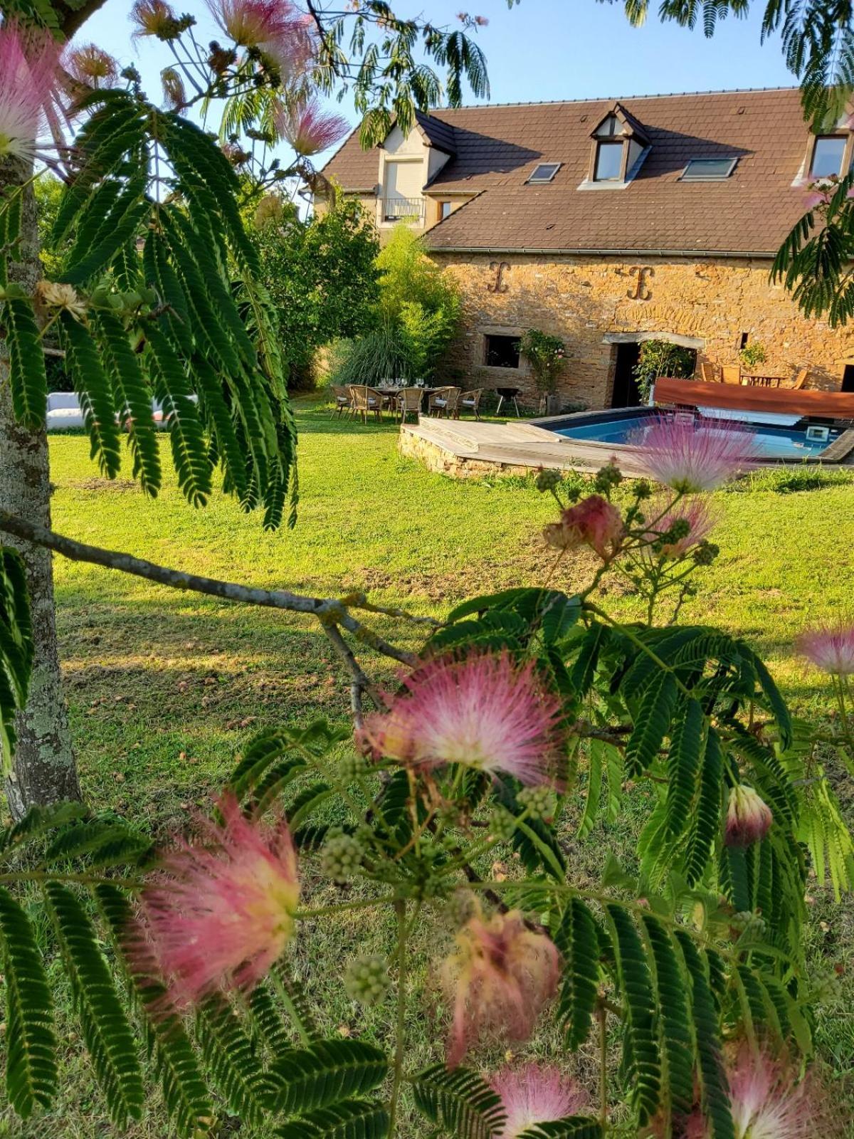 La Parenthese A Etrigny Bed & Breakfast Eksteriør bilde