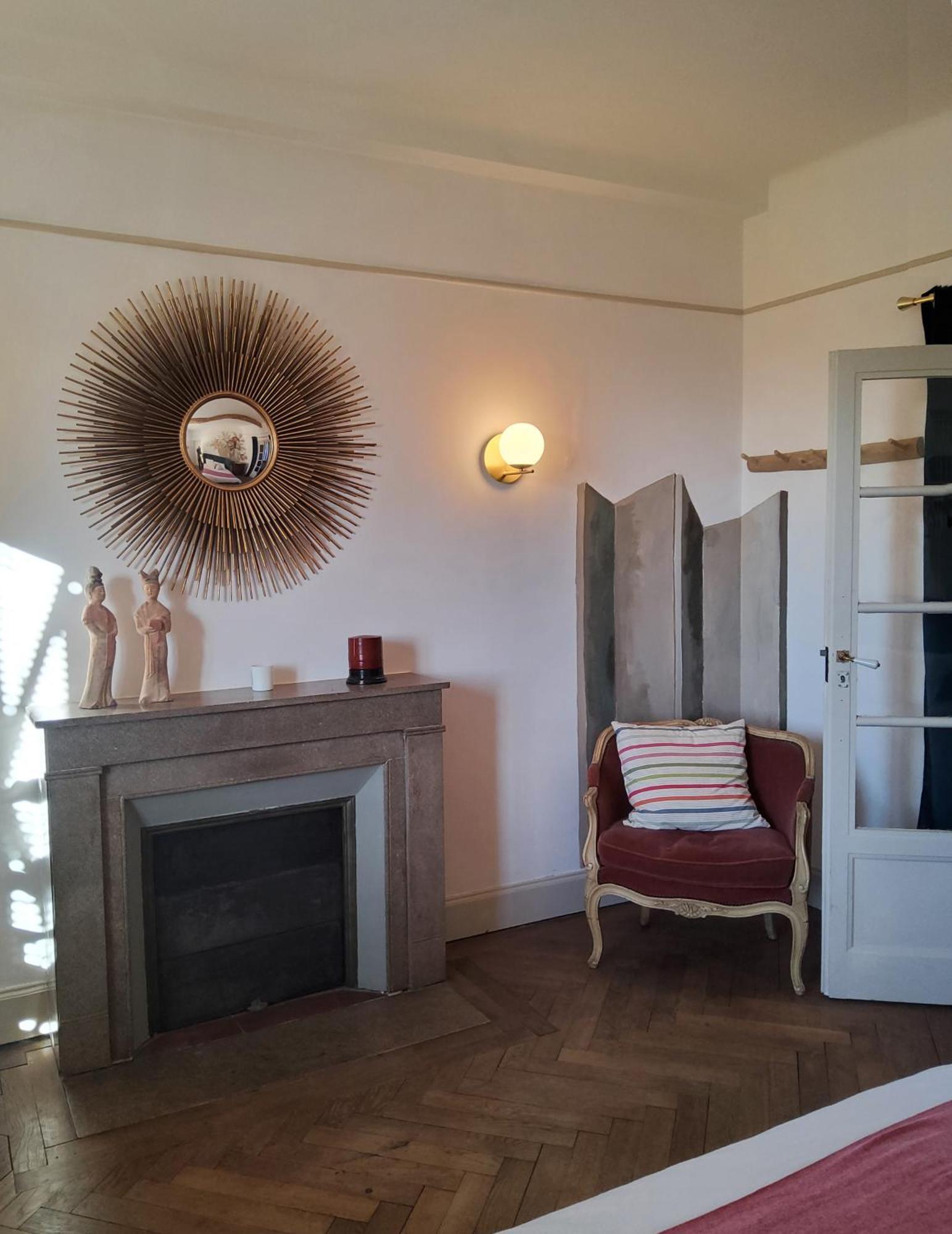 La Parenthese A Etrigny Bed & Breakfast Eksteriør bilde